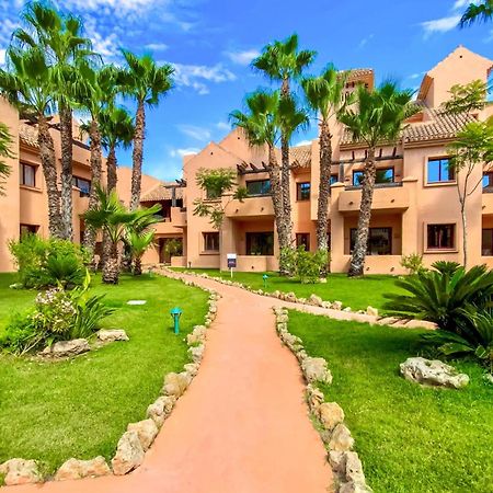 Stunning apartment in Los Alcázares with Outdoor swimming pool, Swimming pool&2 Bedrooms Esterno foto