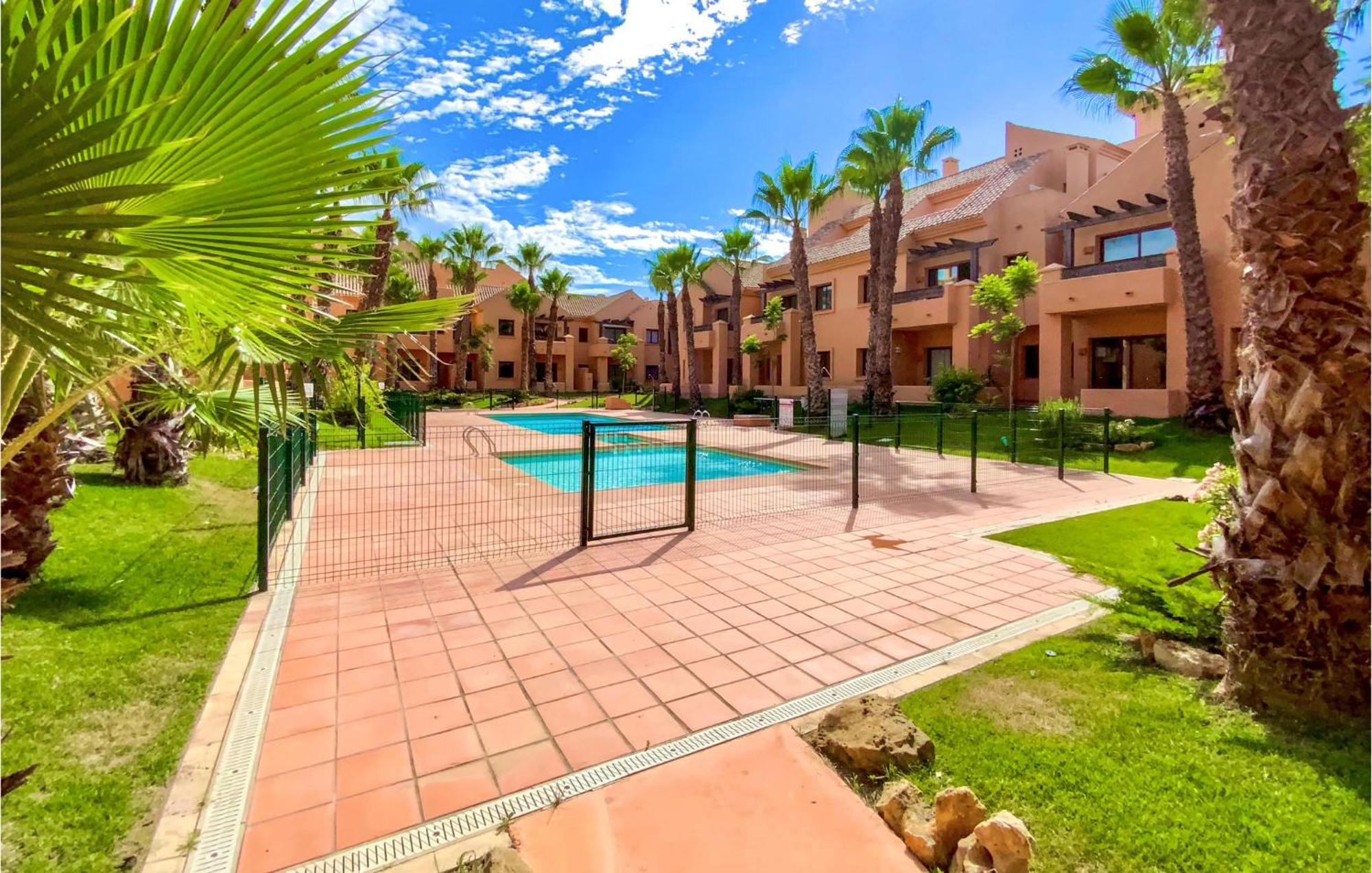 Stunning apartment in Los Alcázares with Outdoor swimming pool, Swimming pool&2 Bedrooms Esterno foto