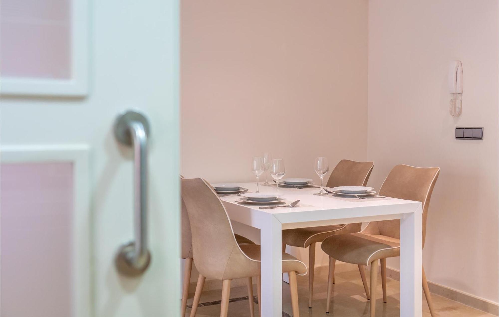 Stunning apartment in Los Alcázares with Outdoor swimming pool, Swimming pool&2 Bedrooms Esterno foto