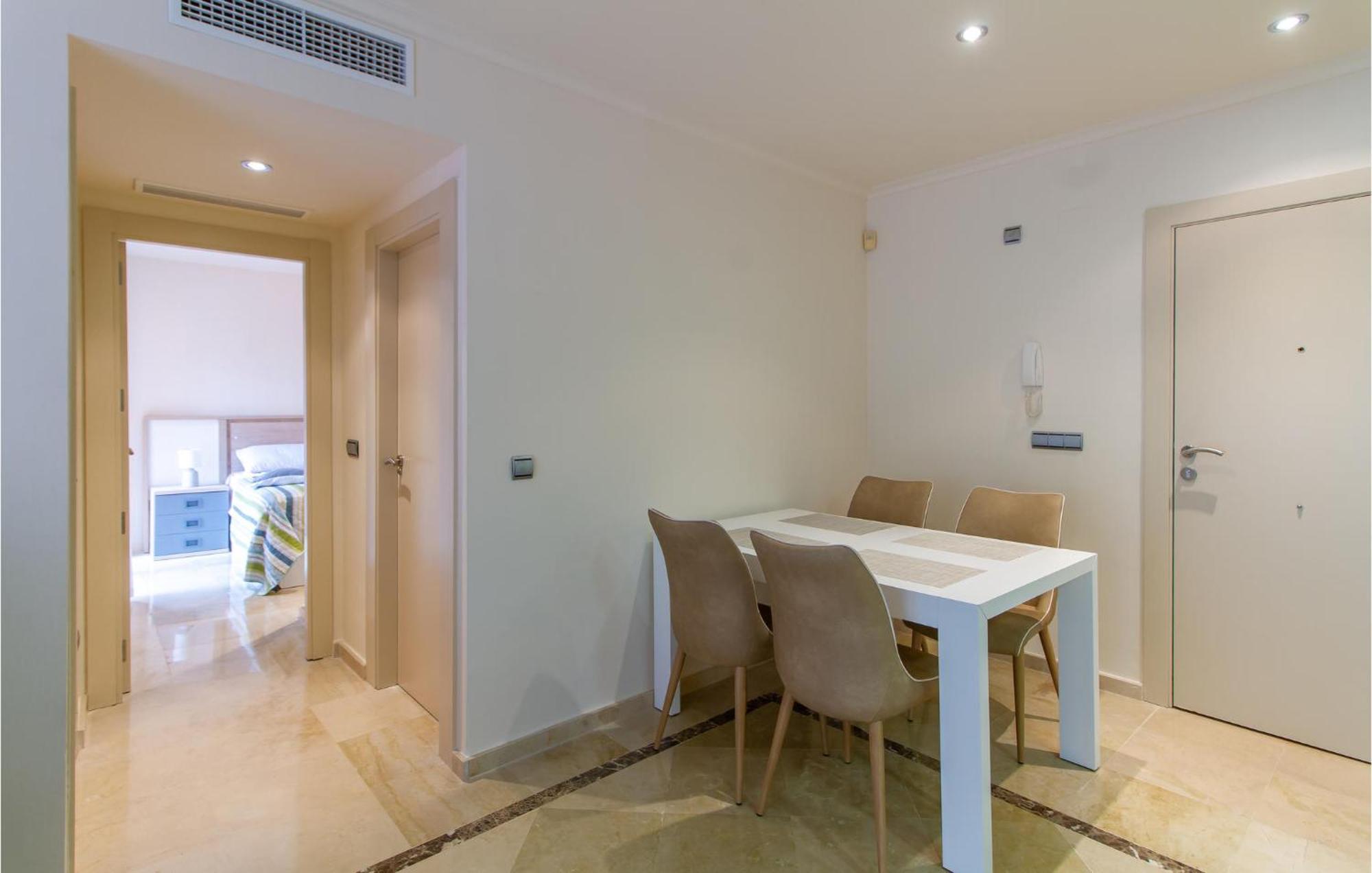 Stunning apartment in Los Alcázares with Outdoor swimming pool, Swimming pool&2 Bedrooms Esterno foto