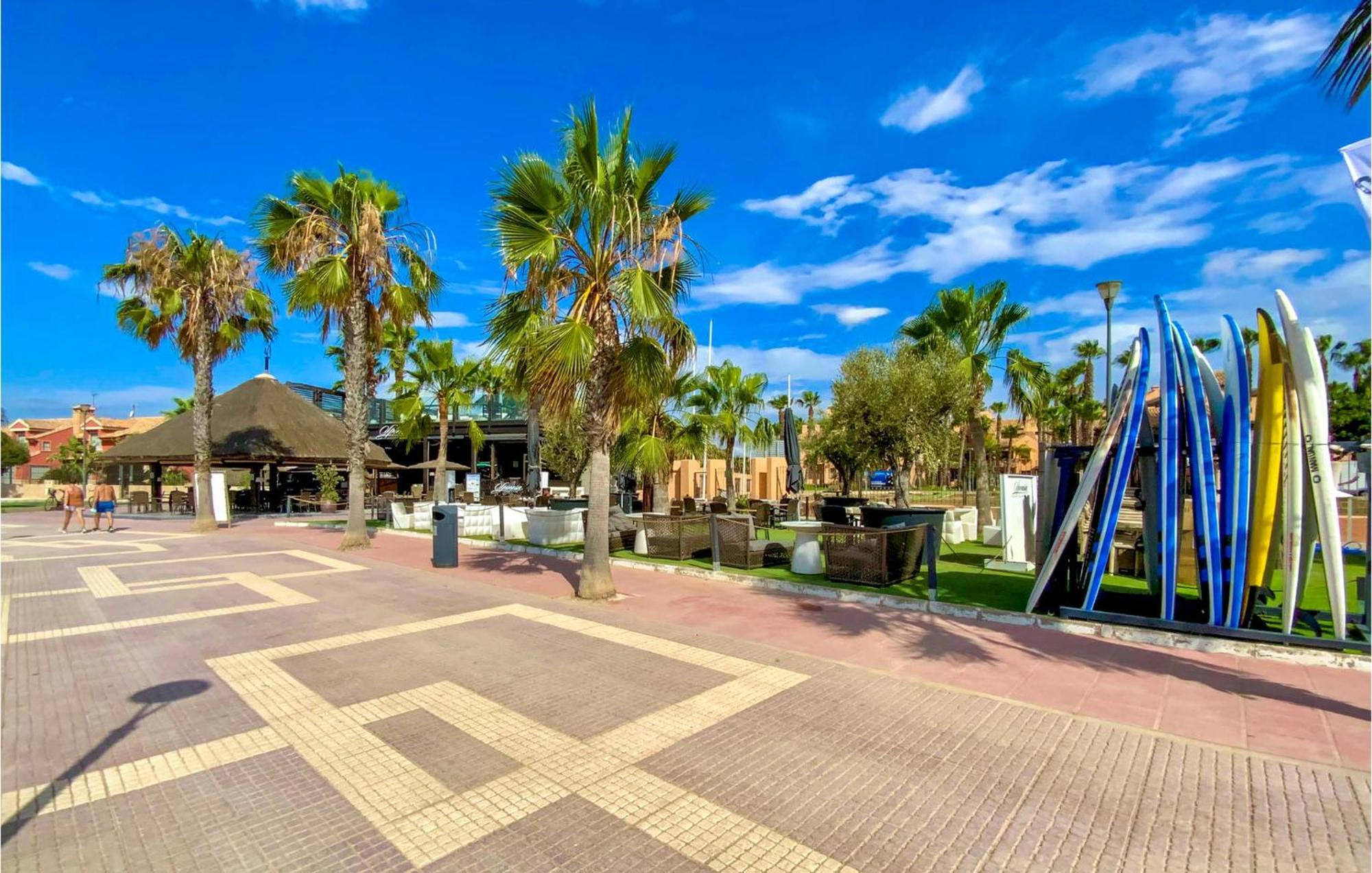 Stunning apartment in Los Alcázares with Outdoor swimming pool, Swimming pool&2 Bedrooms Esterno foto